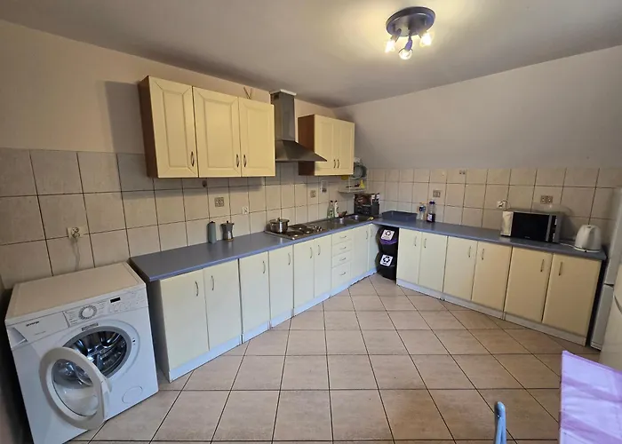 Przytulnosc 러브호텔